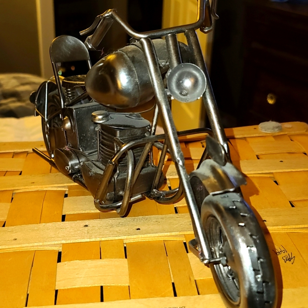 Collectible Tin Metal Motorcycle Sculpture * Miniature